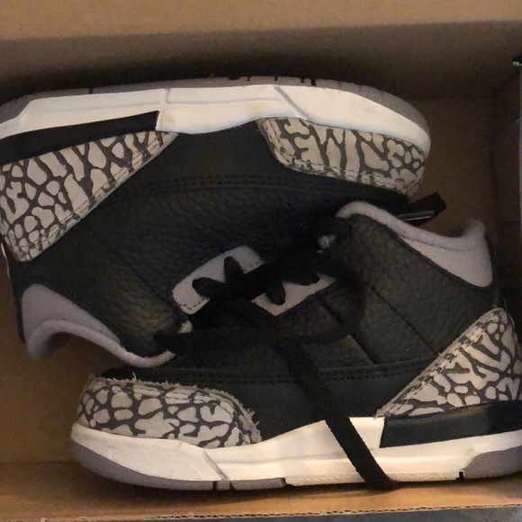 Jordan Other - Toddler Jordan Cement 3’s